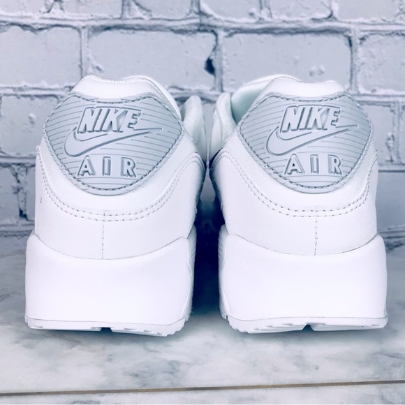 Nike Air Max 90 White Shoes Adult Unisex Blue Swoosh Sneakers DX0115-100 - Picture 4 of 11